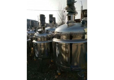 出售一批20双堆300沸腾干燥机，微波干燥机300,500,1000,2000全不锈钢电加热，反应釜