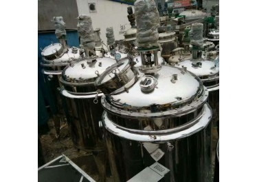 梁山县伟旺二手化工设备购销公司专业从事二手化工设备购销，杨经理：13953729706