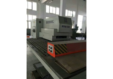 出售徐州锻转塔冲床NTP30/125Y，电话18888632066