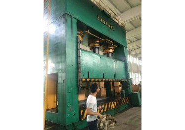 1500t框架油压机有用户的联系，18888632066黄