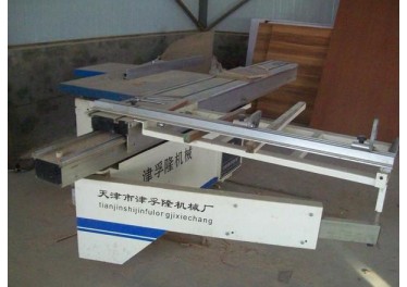 本公司常年出售封边机  有需要的联系马汉峰18721408652