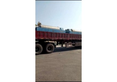全新一次没用过卧式螺旋离心机450*2000型5台(含手续资料)，需要的请联系