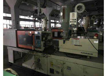 出售海天86T两台 震雄98T138T两台伺服机 电话13652969694杨