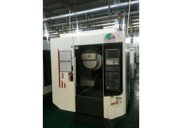清溪工厂使用中台创T5钻攻机，2015年6月，主轴2万转速，21把伺服刀库，法那科0!一MD系统