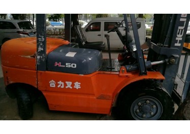 马上要过年了，多来几台叉车……冯超云 13542144107