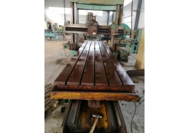 三台龙门铣 1、6乂5、5一台  1、6㐅3米2台 处理18263631998王