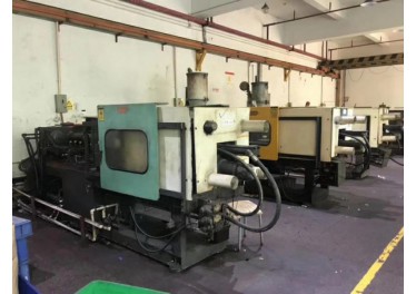 聚胜精密机械有限公司  震雄128 mk3三台 货在东莞仓库 有看上的联系13652969694杨