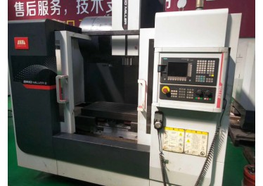 文安好兄弟刚入库沈阳850加工中心 三线轨 24把机械手刀库 2014年产18832665603