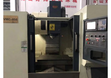 盛鸿850 三线 主轴10000带油冷 精度1丝 24把机械手刀库 要的联系18832665603