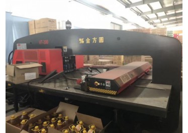 出售数控转塔冲床 一套设备 要的联系18167224225王