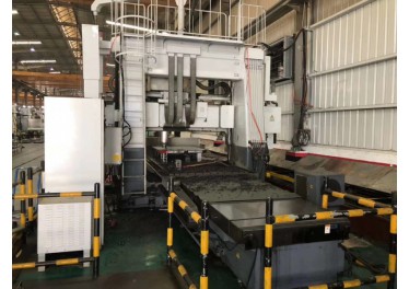 日本大隈4米龙门加工中心型号：MCV-AII-R