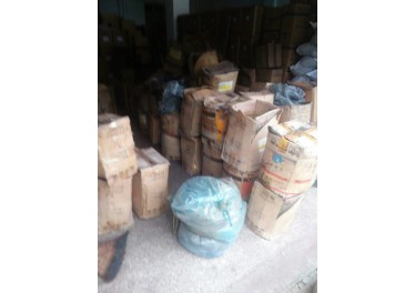 河南马良化工原料常年回收各种颜料，各种油漆，各种环氧树脂，色浆，香精，香料