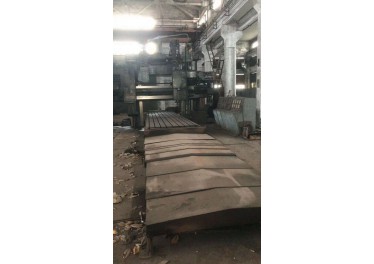 英格索尔重型龙门，工作台2✖️9门宽2.2，加工高度1.5米，自重100吨左右，精度好️