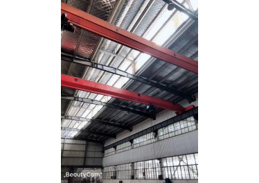 5吨21.5米的单梁行车 7台。上海鹰鹏产