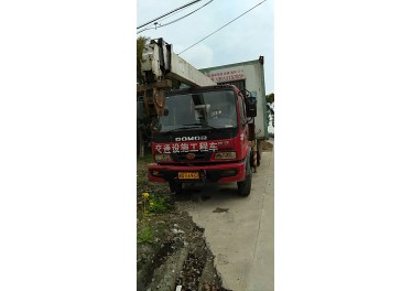 转让出售福田瑞沃 8吨中联随车吊 180大马力