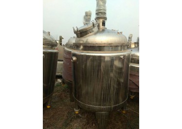 全新未投料6.3吨搪瓷反应釜
