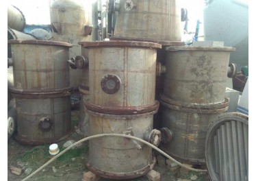 化工厂出售冷凝器每平方560元，联系方式13853747554