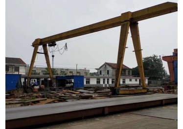 在位出售15吨行车  手续齐全 32吨 跨度32米  强拆设备