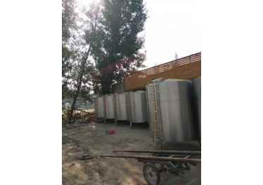 出售九成新5立方304材质不锈钢储罐