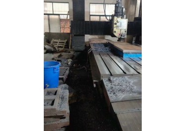出售河北大丰19年1.6×6龙门铣13884749328