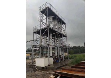 三效两吨强制循环结晶蒸发器一套，附件齐全