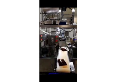 火锅底料给袋式包装机到货一台