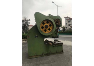 江苏地区 出售 浙锻100T深喉冲床 冲圆下料神器13429331536
