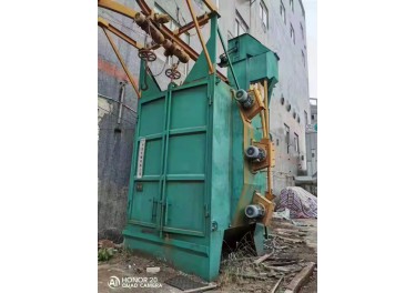 出售吊钩一台  宽俩米五  高三米  九成新  王总15128706690