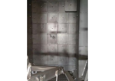 宽1米4  高2米6  单勾一吨  3个7.5千瓦的抛投器 刘春生 13503170673