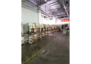 出售进口液压机12台崔总13633167676