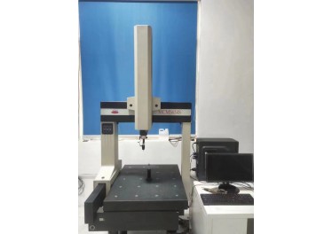 在位出售三坐标一台 行程:500×600×400mm 成色还可以，精度非常好 需要联系