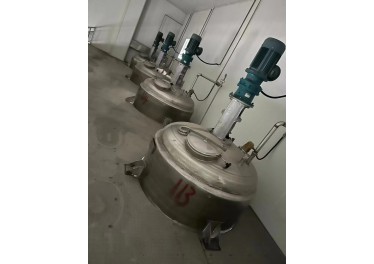 高价回收化工厂设备 反应釜 离心机 干燥机18567192519