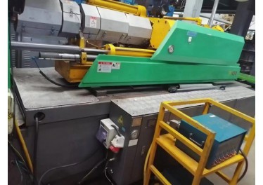 高价回收八成新以上各种品牌注塑机