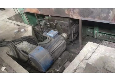 大连瓦工四米，加工高度2米，卡盘3.2米，厂家在位正常生产17603974567谢天伟
