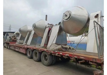 3000不锈钢双锥干燥机15台，常州范群大品牌。
