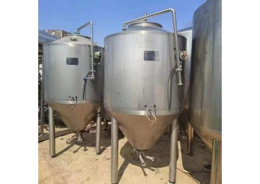 啤酒发酵罐！600升800升，1.5吨3吨，2吨瞬时灭菌