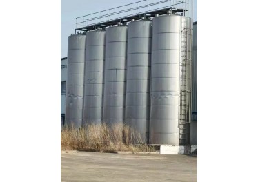 全新未用大品牌50立方奶仓在位出售，王13563787928