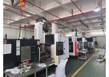 转让工厂3台LM-1613B友鸿小龙门三轴线轨三菱M80系统BT40刀头