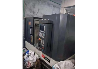 两台同款刀塔机，线轨，尾座不缺，2万多一台
