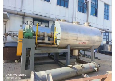 新订​5000L耙式干燥机2台，材质316 需要联系！