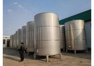 现有不锈钢储罐型号规格304不锈钢，1吨——80吨不锈钢搅拌罐，不锈钢储罐，现有大小齐全