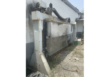 江西省景德镇市机械手喷涂生产线